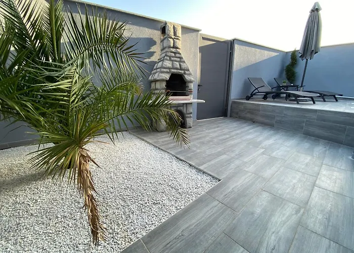 아파트 Maleo 메덜린