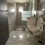 شقة Maleo ميدولين