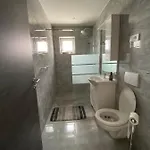 Maleo شقة