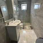 Maleo شقة *
